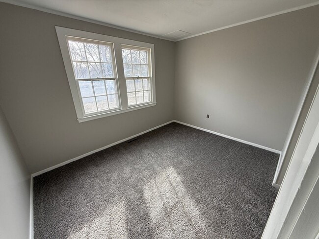 Building Photo - Italian Estates Property Management