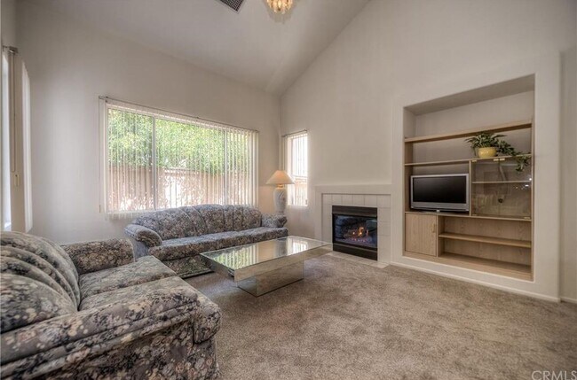 Building Photo - 14931 Cherry Grove Ct