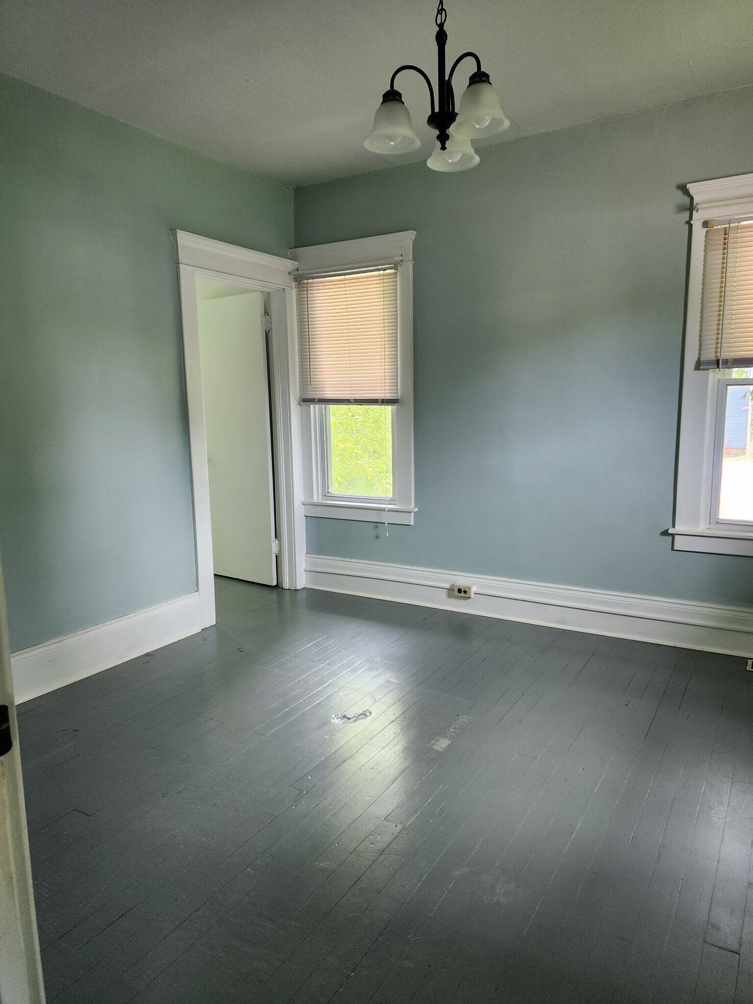 Bedroom 1 - 89 S Main St