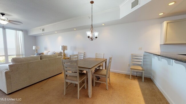 Building Photo - 1200 Beach Dr