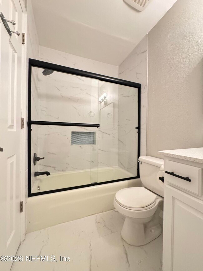 Building Photo - 8880 Old Kings Rd S