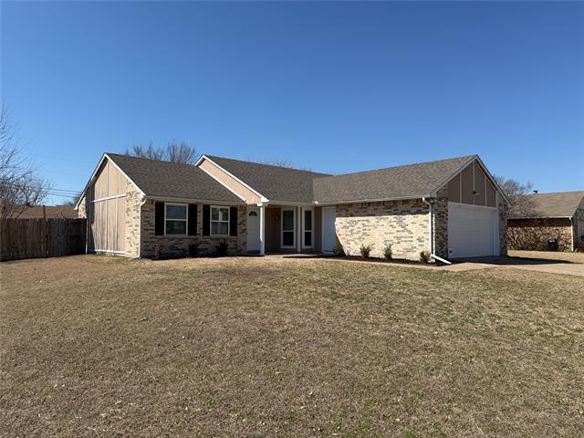 Building Photo - 501 Carl C Senter St