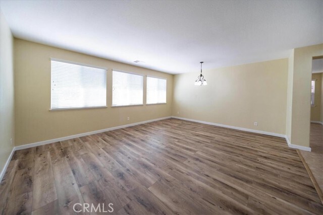 Building Photo - 38729 Clearbrook Dr