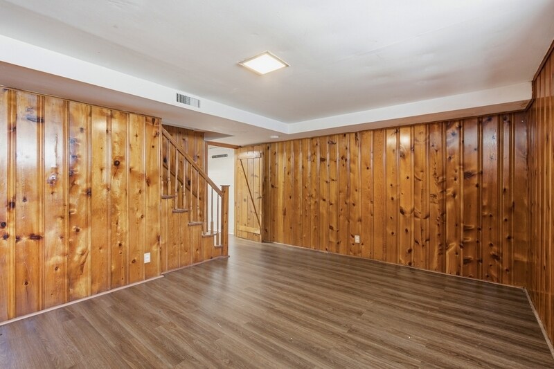 Building Photo - 3770 Ravenwood Ave