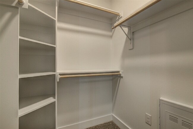 Building Photo - 6400 Washington Ave