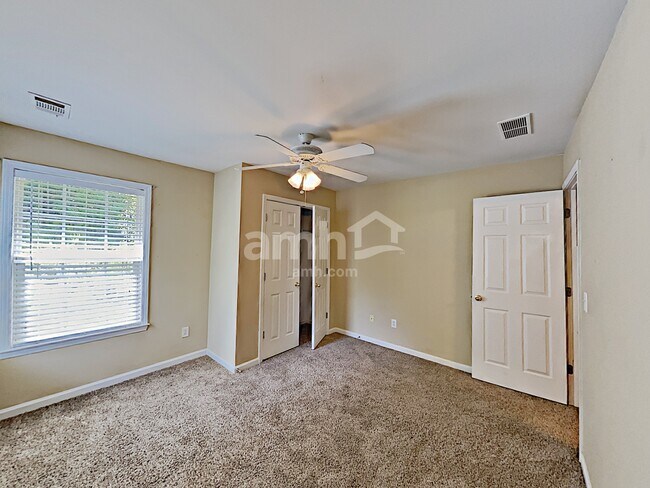 Building Photo - 138 Parkstone Way
