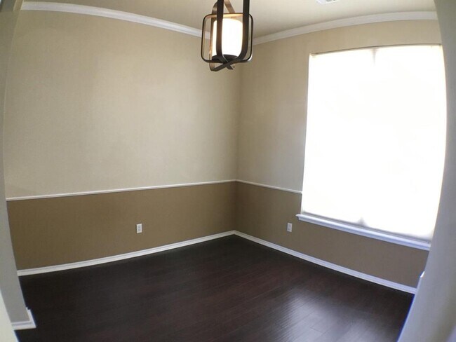 Building Photo - 18001 Montoro Way
