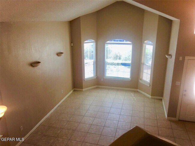 Building Photo - 3112 Tierra Bowles Dr