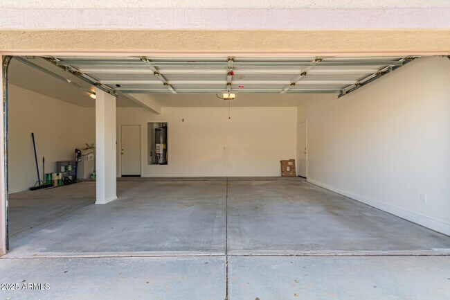 Building Photo - 5321 W Morgan Pl