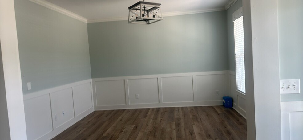 Building Photo - 1001 Anchors Bend Way