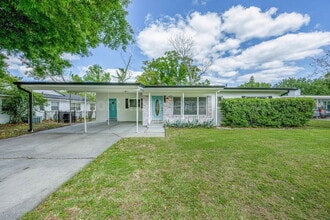 Building Photo - 316 Lake Fair Ln