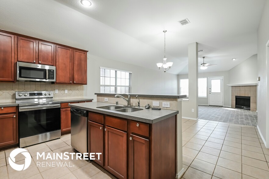 Building Photo - 2151 Cedar Park Dr