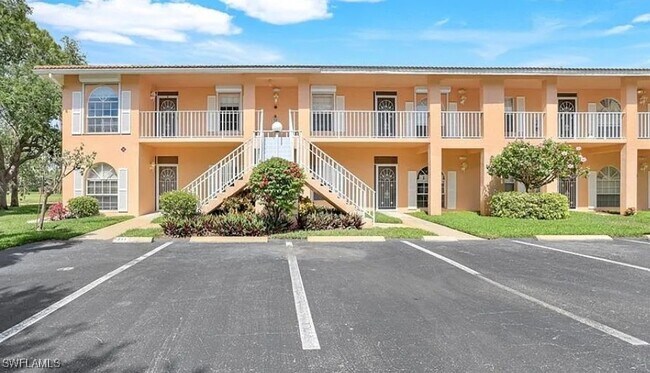 Building Photo - 575 Augusta Blvd
