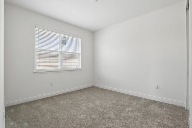 Building Photo - 9820 Bucklow Hill Dr