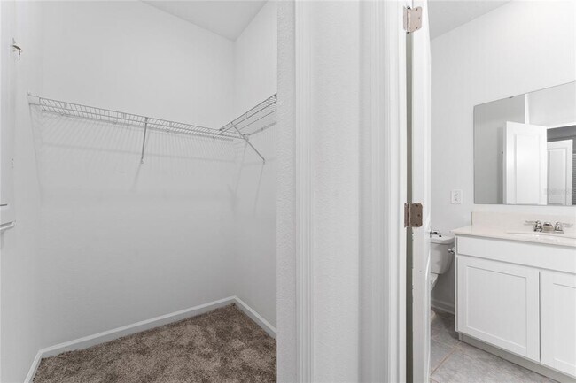 Building Photo - 860 Daring Dr