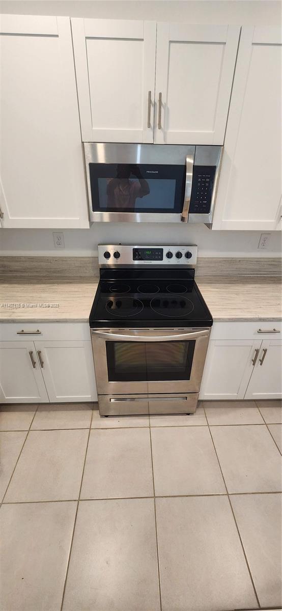 Building Photo - 2708 SE 15th Ct