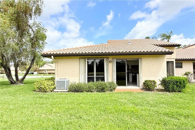 Building Photo - 3505 SW Quail Meadow Trail