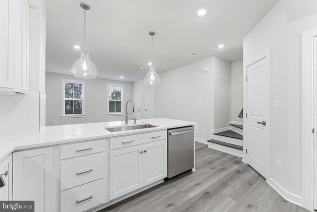 Building Photo - 21815 Express Ter