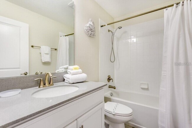 Building Photo - 1561 Flange Dr