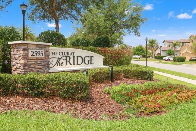 Building Photo - 30271 Southernwood Ct