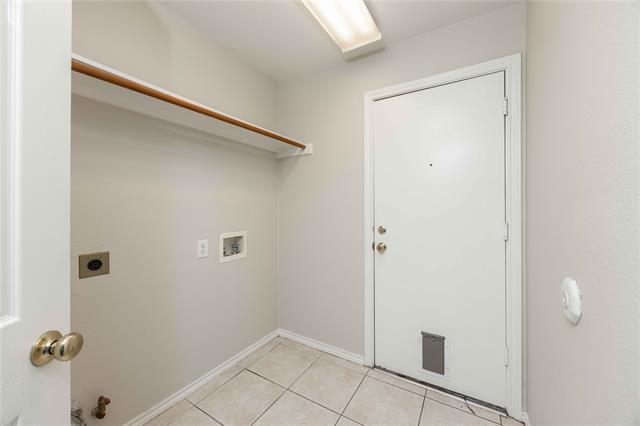 Building Photo - 2444 Elm Leaf Ln