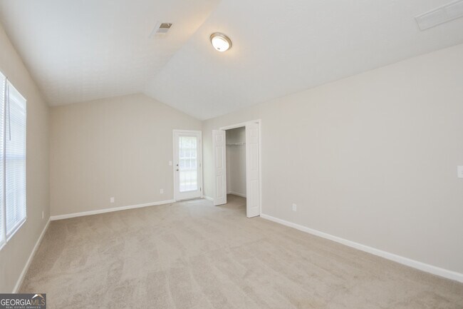 Building Photo - 85 Creek Bottom Dr