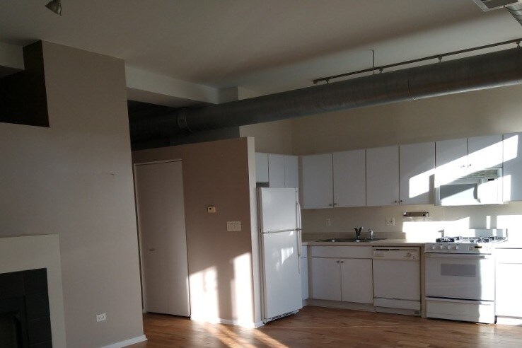 Building Photo - 5200 S Ellis Ave