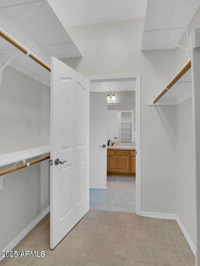 Building Photo - 11239 E Oberlin Way