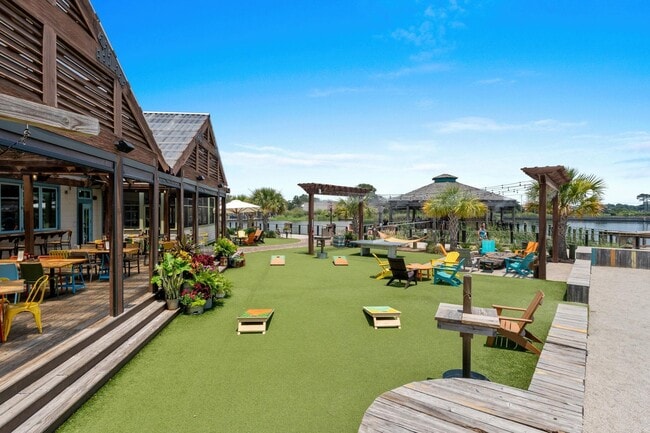 Building Photo - 2048 Copper Crk Lp