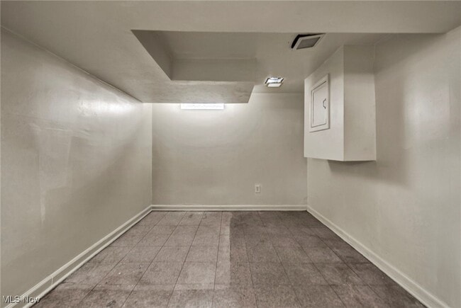 Building Photo - 10213 Dove Ave