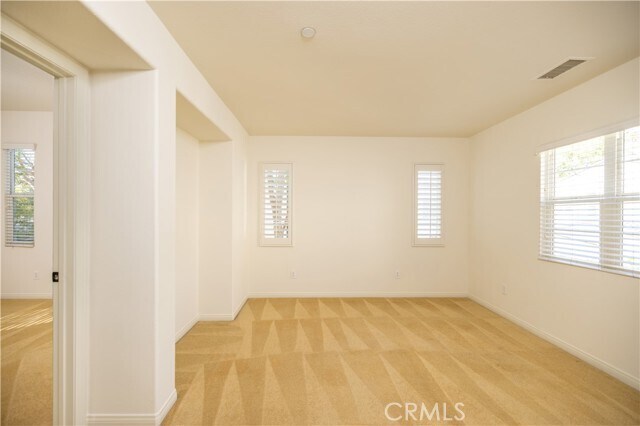 Building Photo - 862 Terrace Ln W