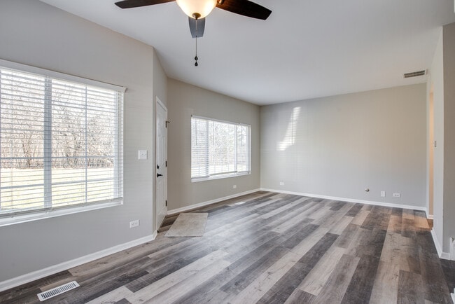 Building Photo - 89 Braxton Ln