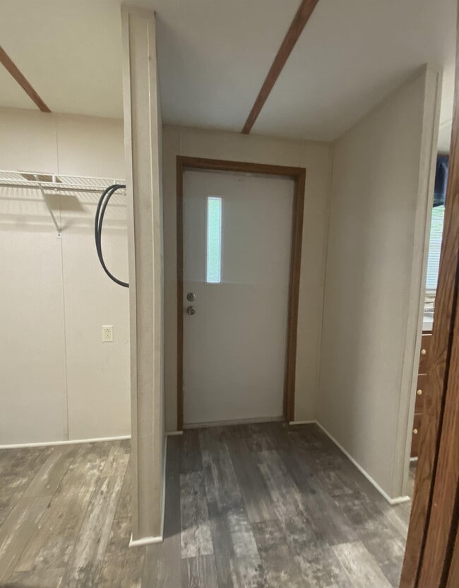 Building Photo - 2894 Lake Upchurch Dr