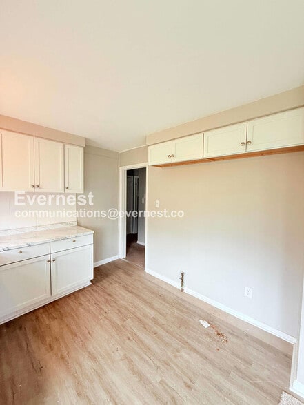 Building Photo - 4488 Maryland St