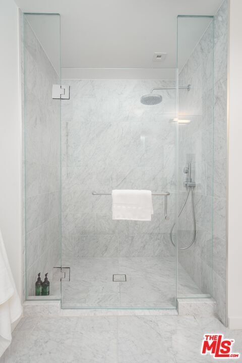 Building Photo - 9000 W 3rd St