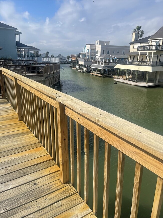 Building Photo - 1826 Port O' Call St