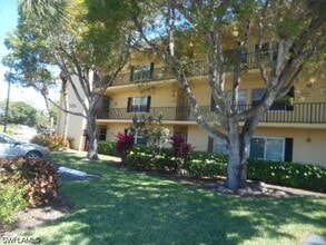 Building Photo - 1086 Forest Lakes Dr