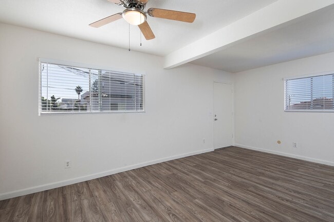 Building Photo - 4837 Santa Cruz Ave