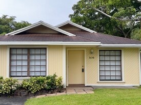 Building Photo - 3658 E Bell Dr