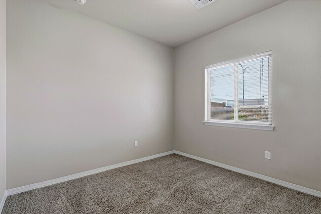 Building Photo - 14741 Bobby Joe Hill