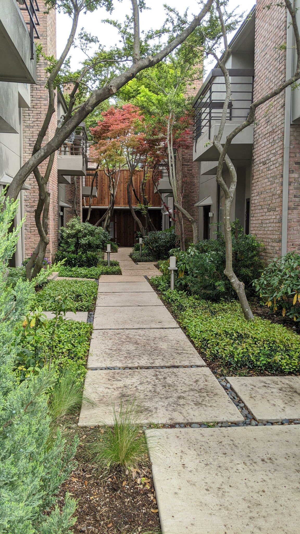 Building Photo - 3944 Buena Vista St