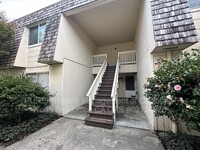 Building Photo - 1300 Slater St