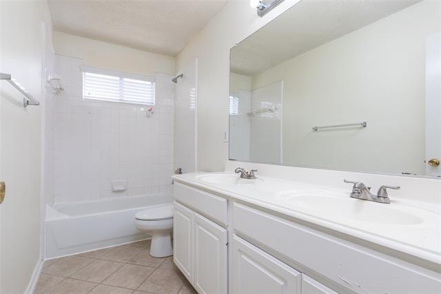 Building Photo - 3928 Windford Dr