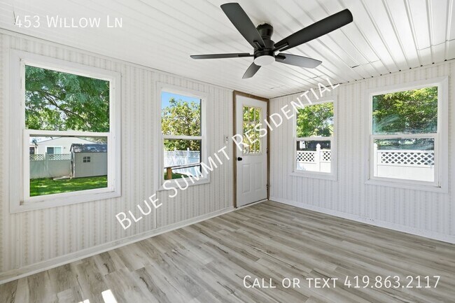 Building Photo - 453 Willow Ln