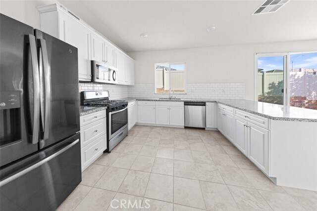 Building Photo - 11640 Eldridge Ave