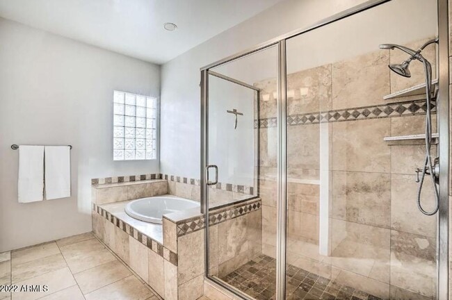 Building Photo - 13639 E Hedgehog Pl