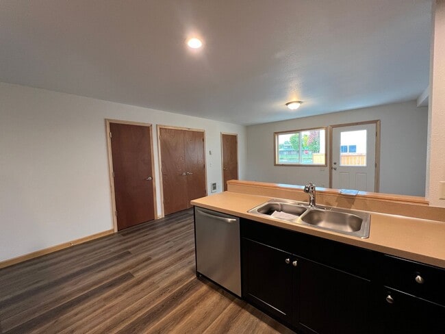 Building Photo - New Construction Two Bedroom!