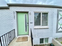 Building Photo - 3131 St Paul St