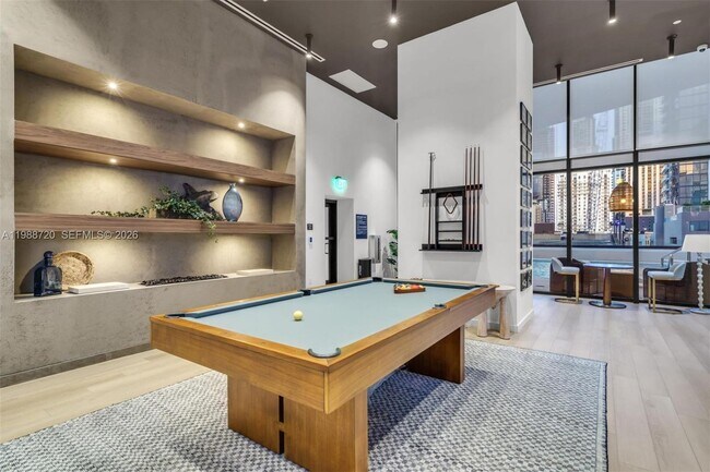 Building Photo - 225 N Miami Ave