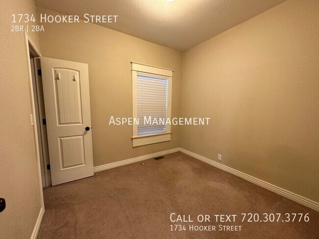 Building Photo - 1734 Hooker St